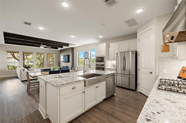 1232 Trevi Fontana DR, Leander, TX 78641