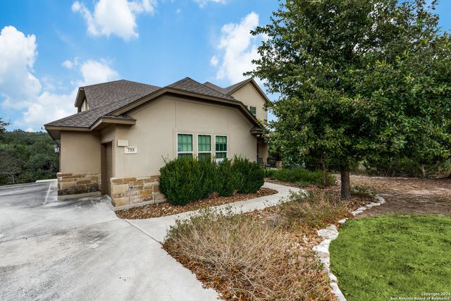 755 PANORAMA PT, Canyon Lake, TX 78133