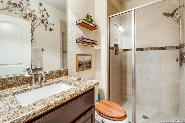 755 PANORAMA PT, Canyon Lake, TX 78133
