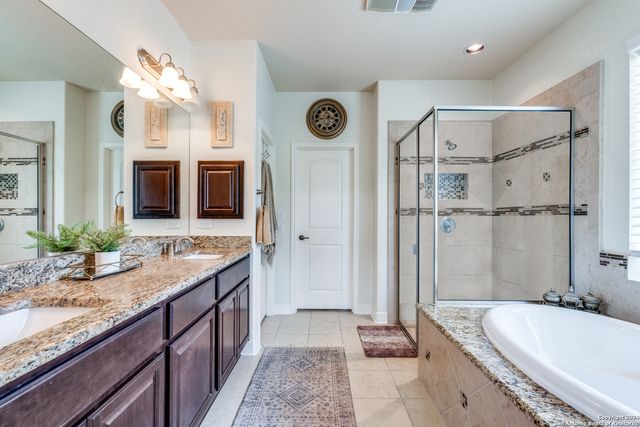 755 PANORAMA PT, Canyon Lake, TX 78133
