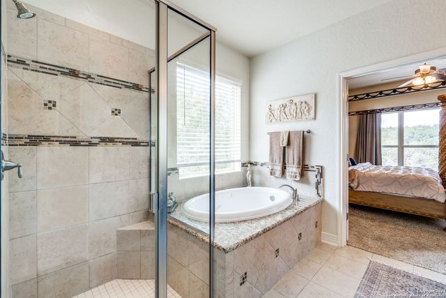 755 PANORAMA PT, Canyon Lake, TX 78133