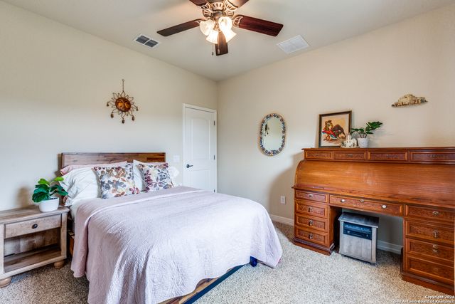 755 PANORAMA PT, Canyon Lake, TX 78133