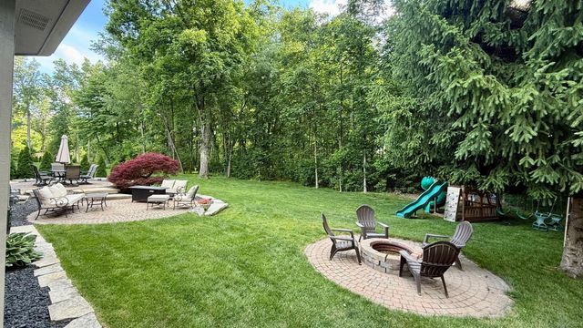54501 Aurora Park, Shelby Twp, MI 48316