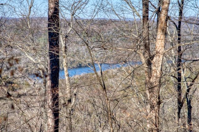 347 Ridgeline Road, Eureka Springs, AR 72632