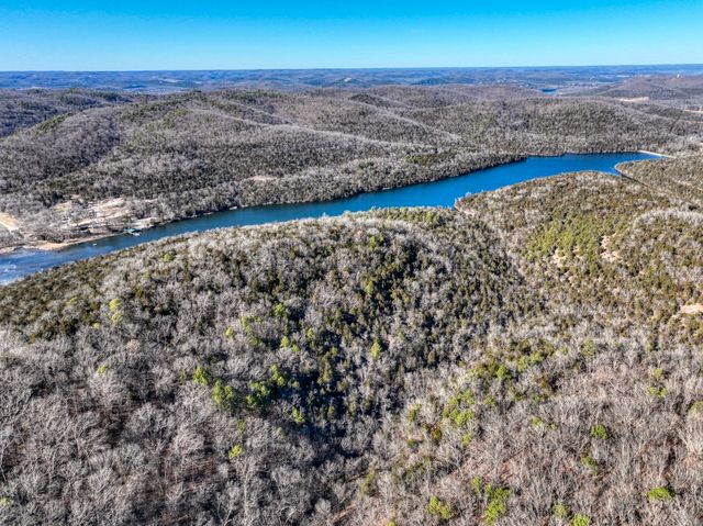 347 Ridgeline Road, Eureka Springs, AR 72632