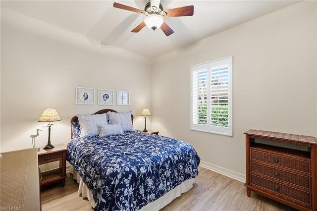 8907 Shenendoah CIR, Naples, FL 34113