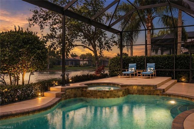 8907 Shenendoah CIR, Naples, FL 34113