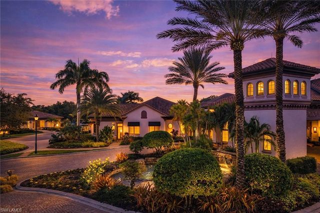 8907 Shenendoah CIR, Naples, FL 34113