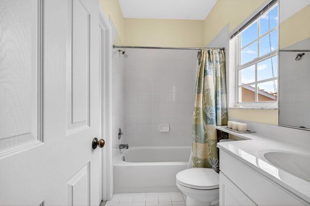 6483 SE Wild Olive Lane, Stuart, FL 34997