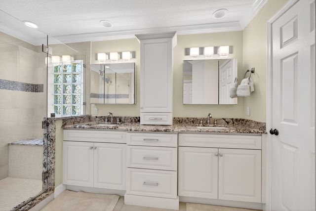6483 SE Wild Olive Lane, Stuart, FL 34997
