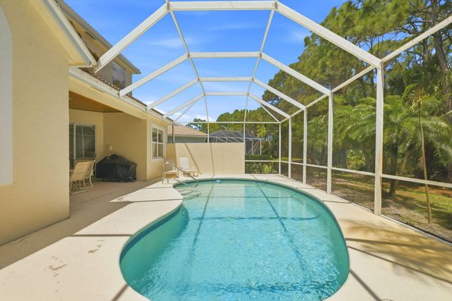 6483 SE Wild Olive Lane, Stuart, FL 34997