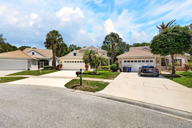 6483 SE Wild Olive Lane, Stuart, FL 34997