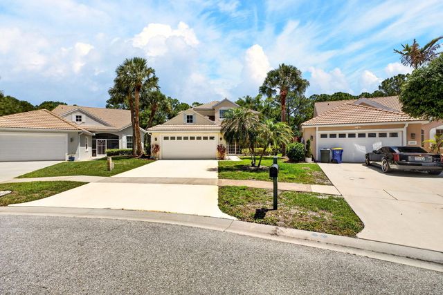 6483 SE Wild Olive Lane, Stuart, FL 34997