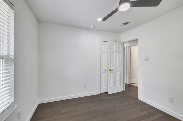 602 S Waxahachie Street, Mansfield, TX 76063