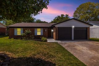 602 S Waxahachie Street, Mansfield, TX 76063