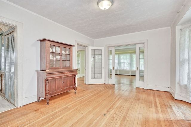 153 Seneca Parkway, Rochester, NY 14613
