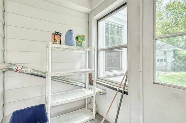 153 Seneca Parkway, Rochester, NY 14613