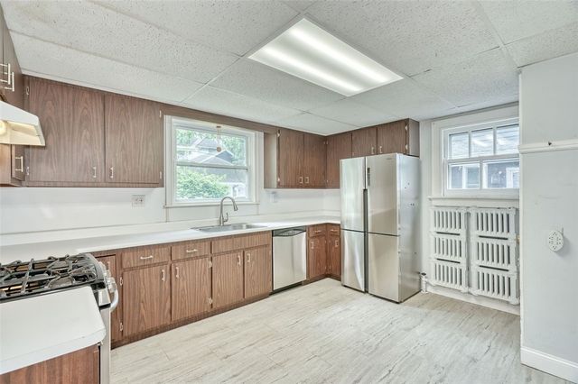 153 Seneca Parkway, Rochester, NY 14613