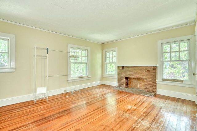 153 Seneca Parkway, Rochester, NY 14613
