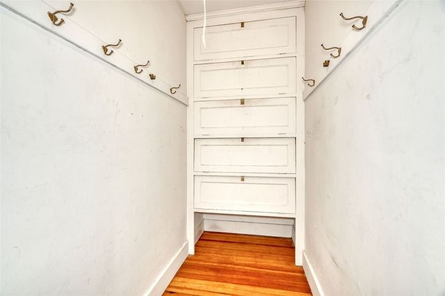 153 Seneca Parkway, Rochester, NY 14613