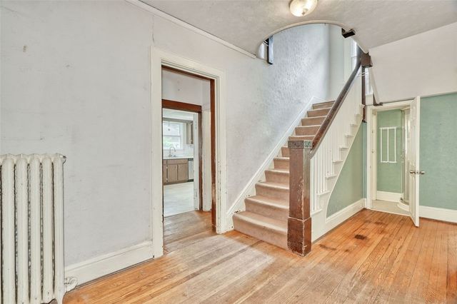 153 Seneca Parkway, Rochester, NY 14613