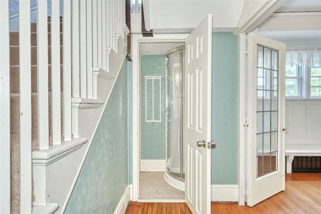 153 Seneca Parkway, Rochester, NY 14613