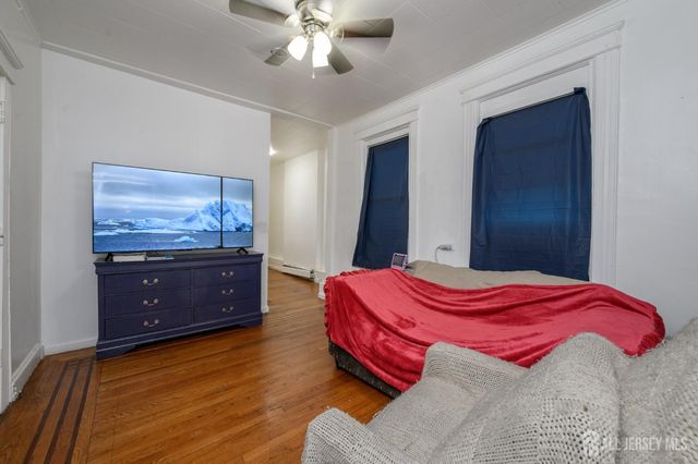661 Kennedy Boulevard, Bayonne, NJ 07002