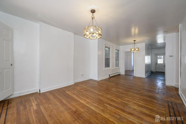 661 Kennedy Boulevard, Bayonne, NJ 07002