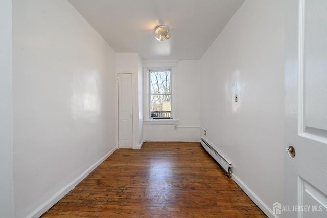 661 Kennedy Boulevard, Bayonne, NJ 07002
