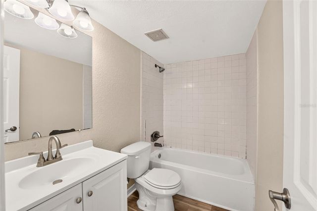 1810 NW 23RD BOULEVARD 252, Gainesville, FL 32605
