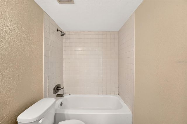 1810 NW 23RD BOULEVARD 252, Gainesville, FL 32605