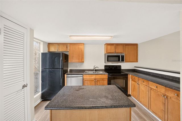 1810 NW 23RD BOULEVARD 252, Gainesville, FL 32605