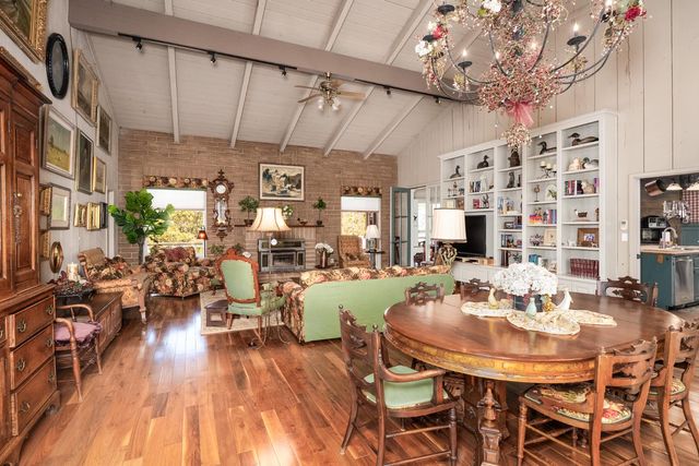 52038 Road 426, Oakhurst, CA 93644