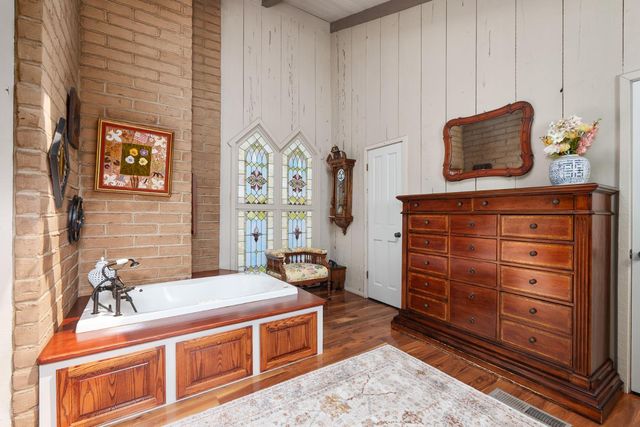 52038 Road 426, Oakhurst, CA 93644