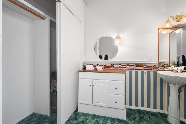 52038 Road 426, Oakhurst, CA 93644