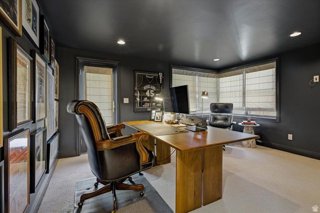 2522 E SKYLINE DR, Salt Lake City, UT 84108