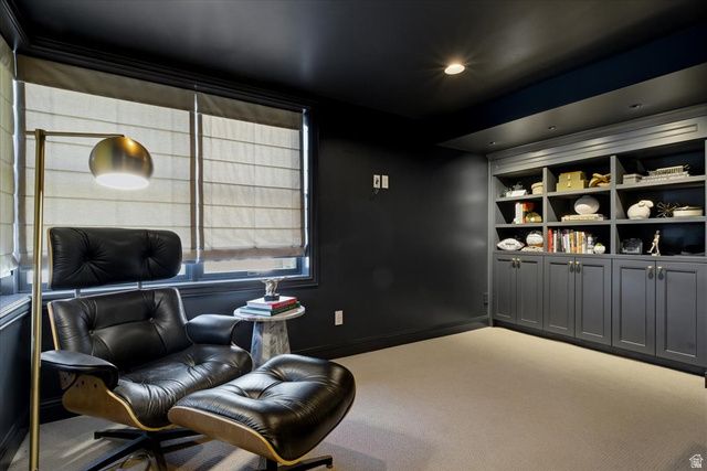 2522 E SKYLINE DR, Salt Lake City, UT 84108