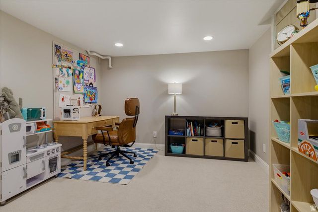 2522 E SKYLINE DR, Salt Lake City, UT 84108