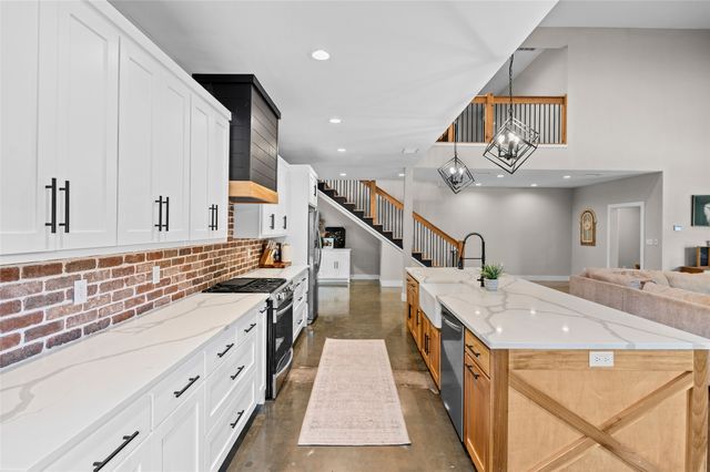 373 County road 3832, Hawkins, TX 75765