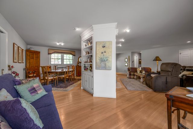 3232 Tudor Drive, Lexington, KY 40503