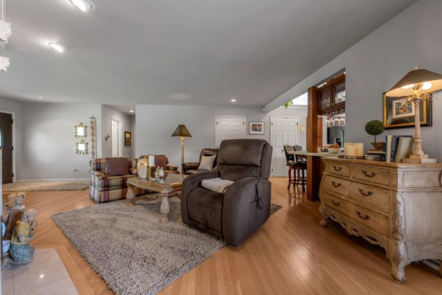 3232 Tudor Drive, Lexington, KY 40503
