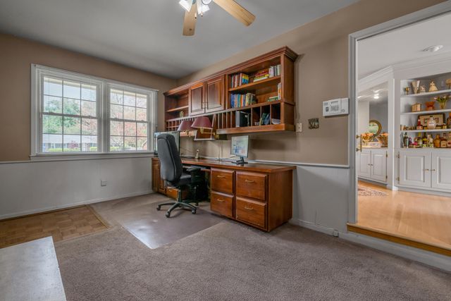 3232 Tudor Drive, Lexington, KY 40503