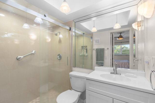 100 SE 6th Avenue 304, Pompano Beach, FL 33060
