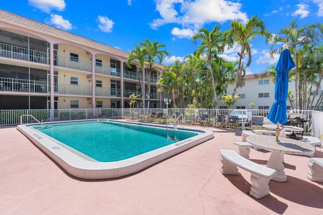 100 SE 6th Avenue 304, Pompano Beach, FL 33060