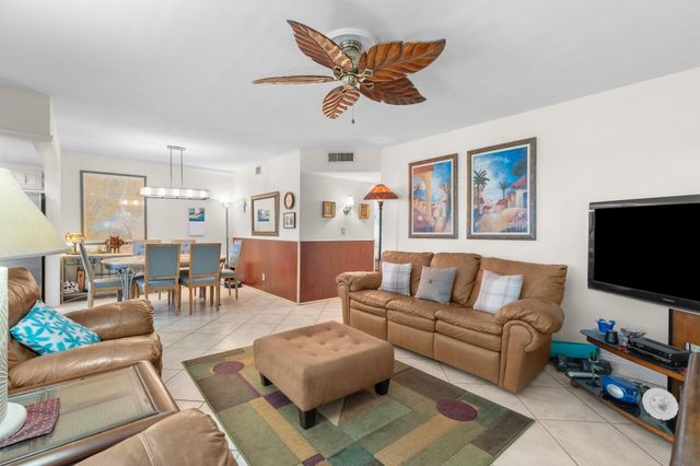 100 SE 6th Avenue 304, Pompano Beach, FL 33060