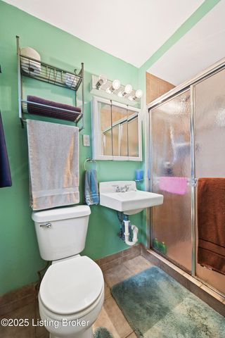 7304 Tangelo Dr, Louisville, KY 40228