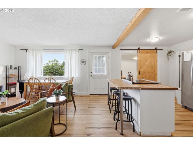 1507 E 32ND St, Vancouver, WA 98663