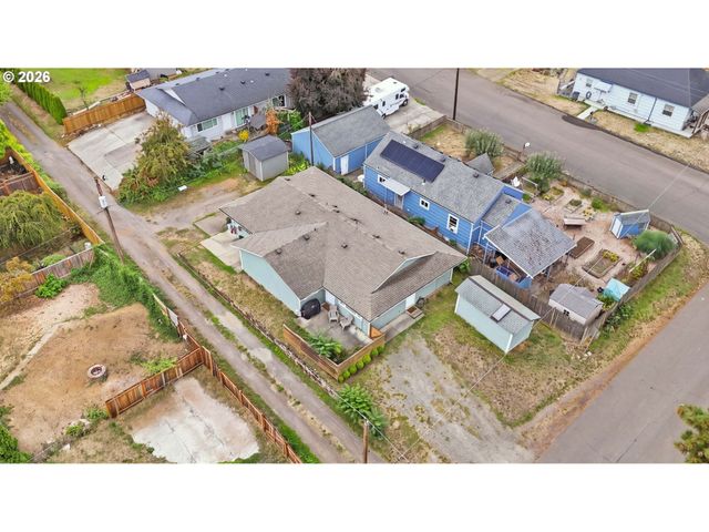 1507 E 32ND St, Vancouver, WA 98663