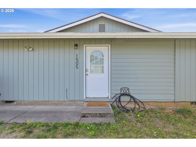 1507 E 32ND St, Vancouver, WA 98663