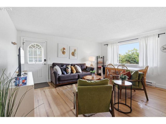 1507 E 32ND St, Vancouver, WA 98663
